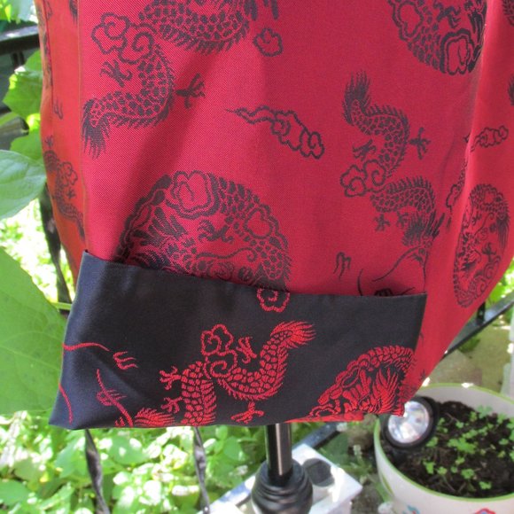 Red and Black Mandarin Style Shirt with Dragons - Picture 5 of 7